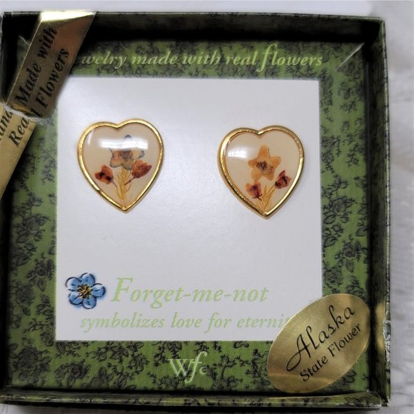 Heart shape Earrings Made w/ Real Flowers Forget me nots - Picture 1 of 6